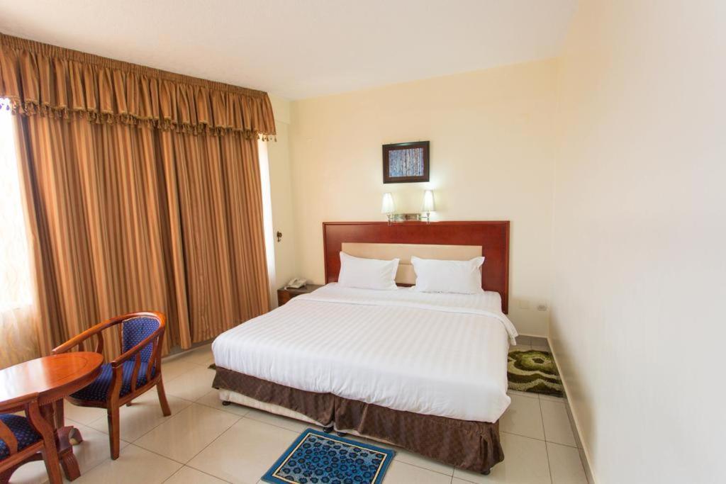 Civitas Hotel Kigali Exterior foto